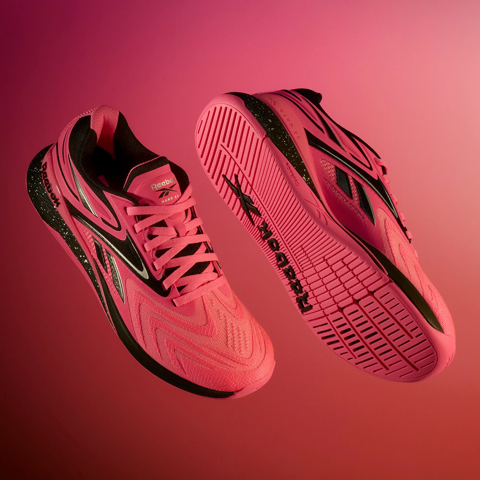 Tênis Reebok Nano XV Edge - Atomic Pink/White - Imagem 2